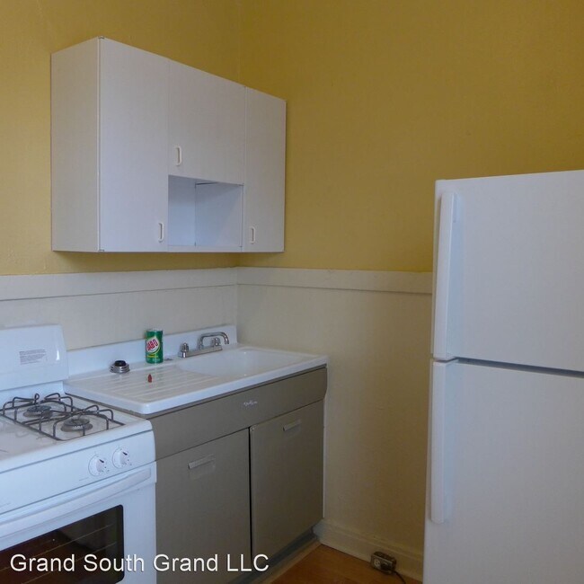 Building Photo - 4917 McPherson Ave