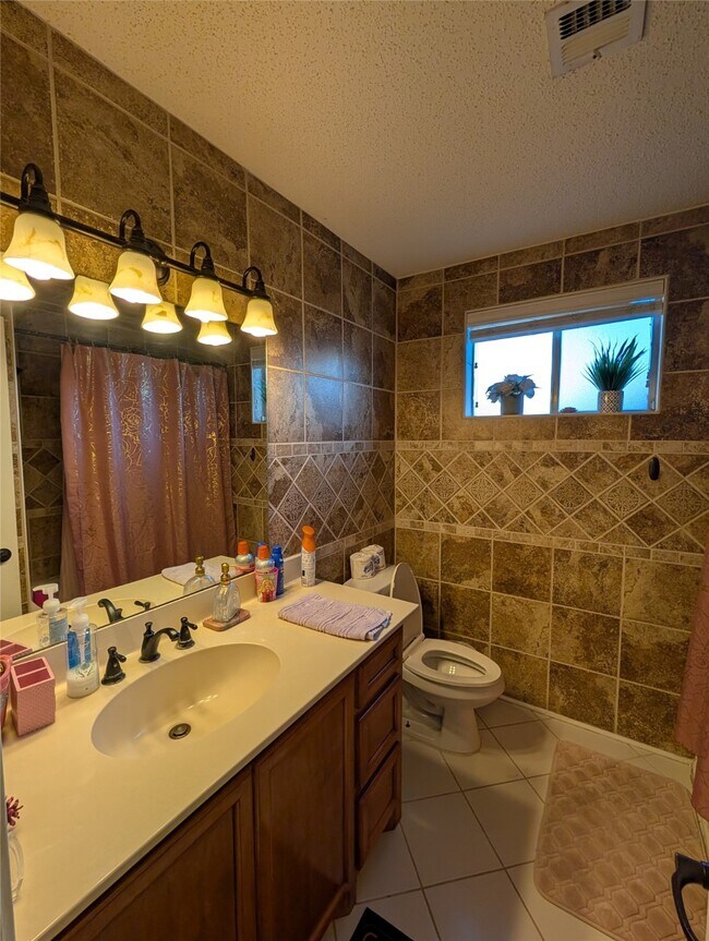 Building Photo - 11415 Poplarwood Ct