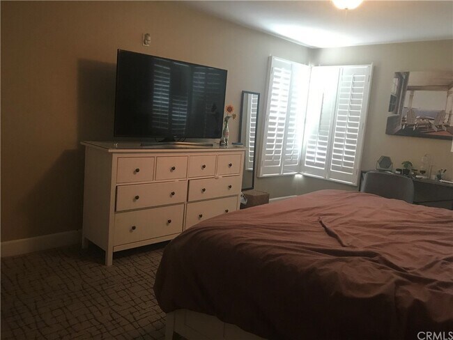 Building Photo - 111 19th St