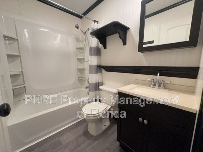 Building Photo - 12300 SE 128th Ct