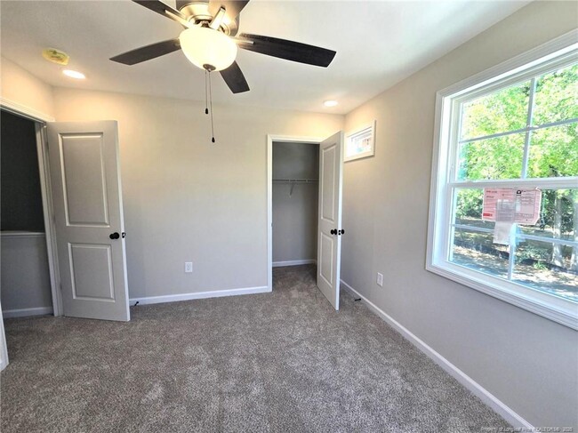 Building Photo - 1511 Fort Bragg Rd