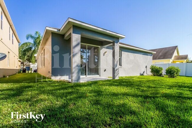 Building Photo - 14832 Faberge Dr