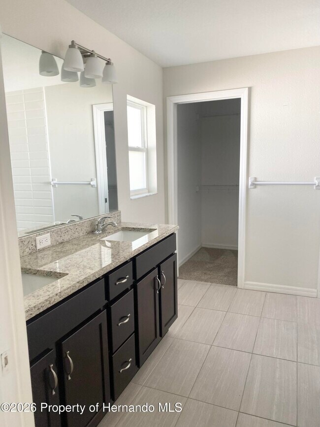 Building Photo - 5635 Pillar Ave