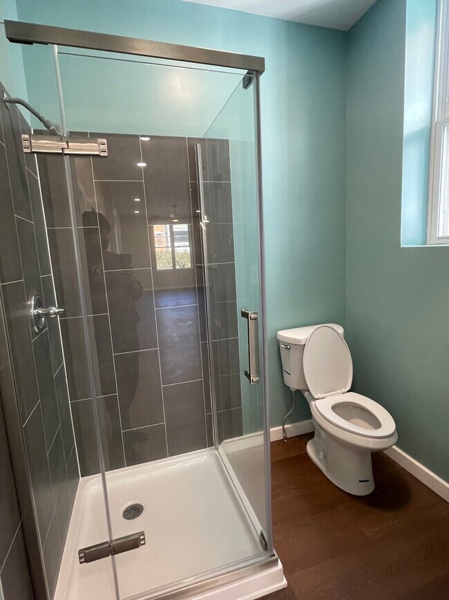 Building Photo - 7214 Meade St