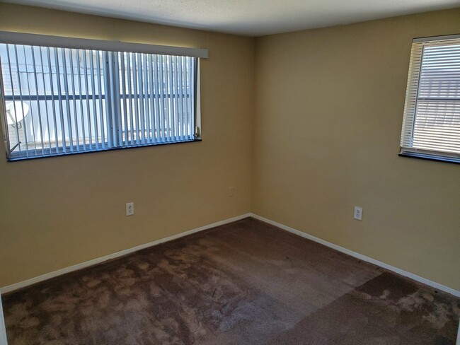 Building Photo - 10138 Amadeus Dr
