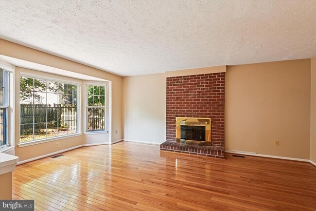 Building Photo - 2111 Crossgate Dr