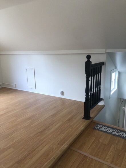 Office/playroom - 557 Washington St
