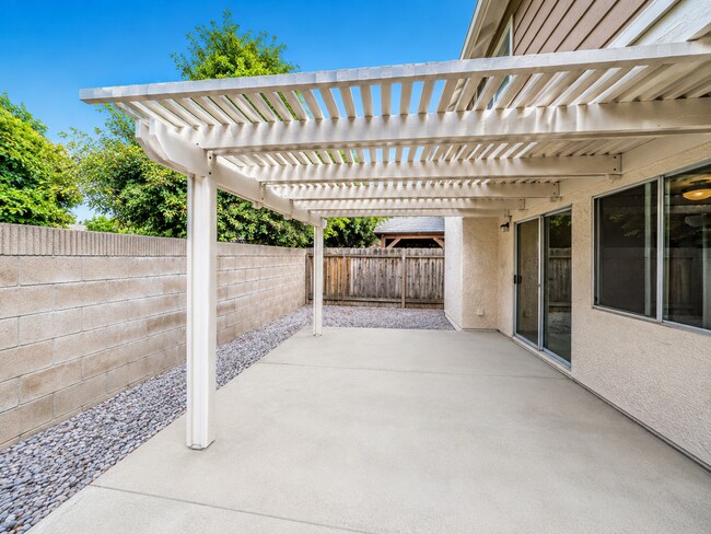 Building Photo - 3727 Mesa Oak Ln