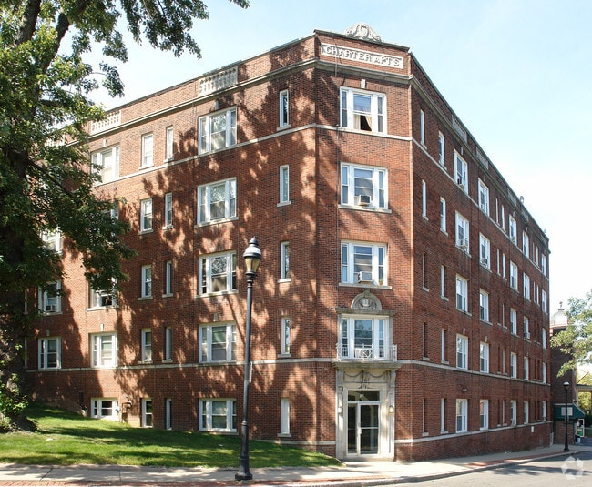 Building Photo - 29 39 Charter Oak LLC