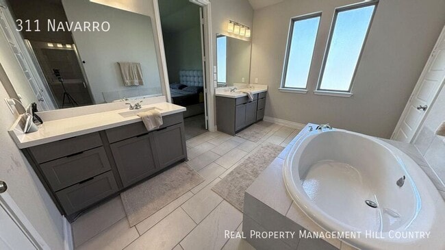 Building Photo - 311 Navarro-