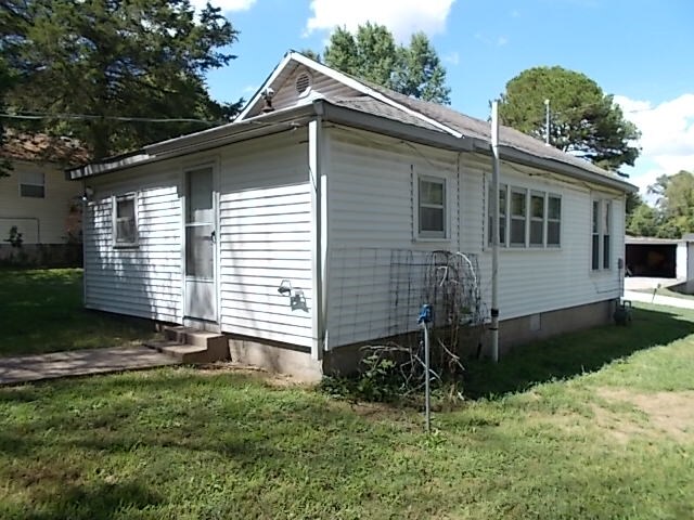Building Photo - 804 Thurman St