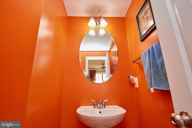 Building Photo - 42649 Macauley Place