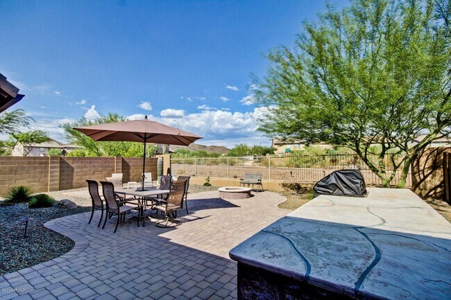 Building Photo - Gorgeous 4 Bed single level home at  Fireside - Norterra