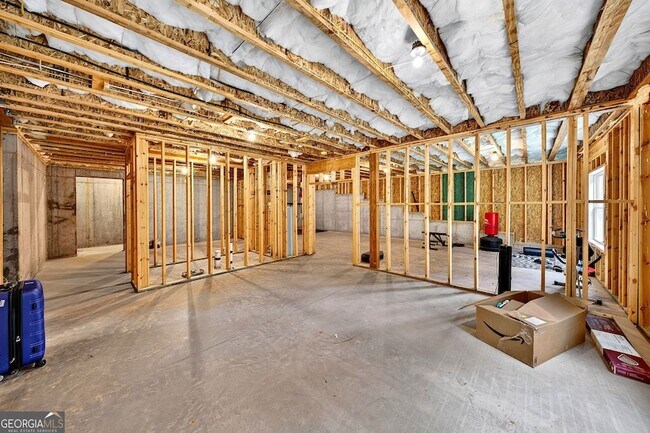 Building Photo - 727 Old Collins Rd