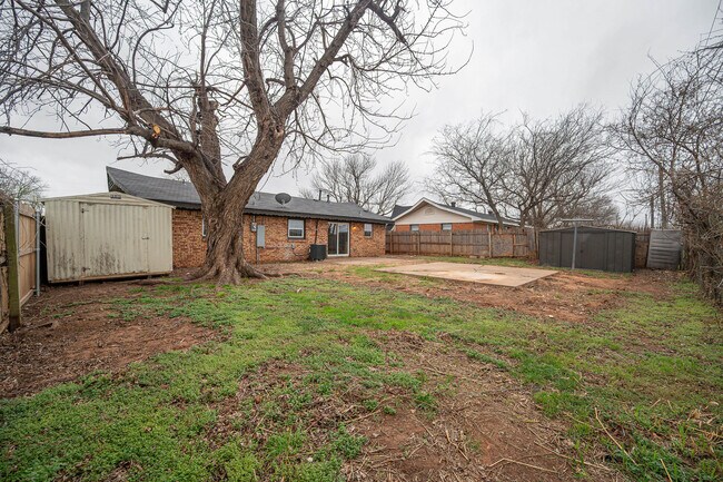 Building Photo - 3133 Delmar Rd