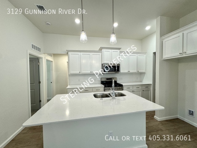 Building Photo - 3129 Gunnison River Dr