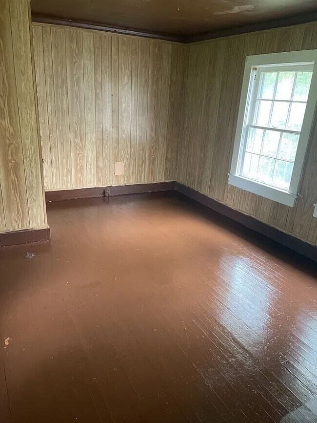 Building Photo - 217 S Woodrow St