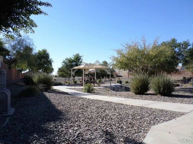 Building Photo - 4445 E Amarillo Dr