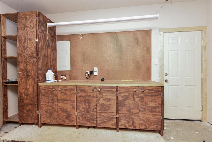 Building Photo - 4314 Koehler St