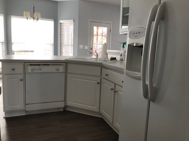 Building Photo - 503 Walkingstick Way