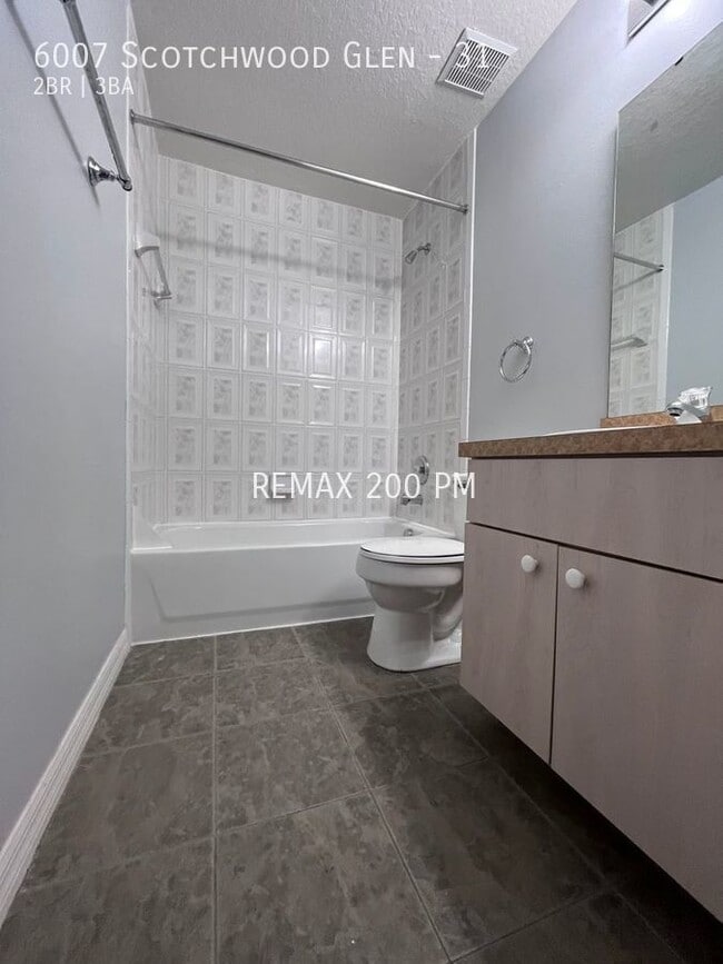 Building Photo - 6007 Scotchwood Glen