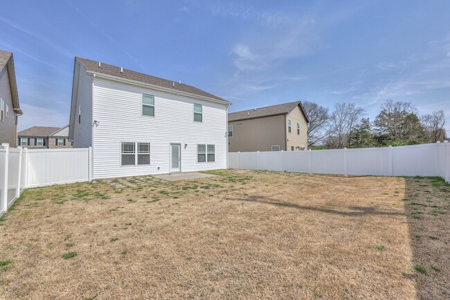 Building Photo - 212 Eusa Cantrell Ln