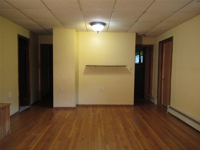 Building Photo - 43 High View Rd