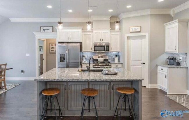 Building Photo - 13622 Arbor Ridge