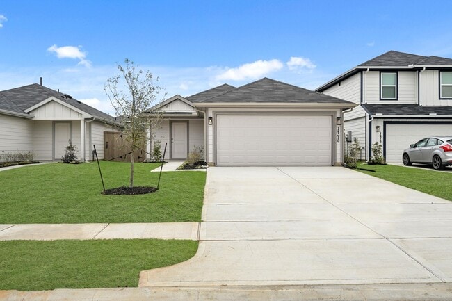 Building Photo - 14316 Leafy Willow Dr