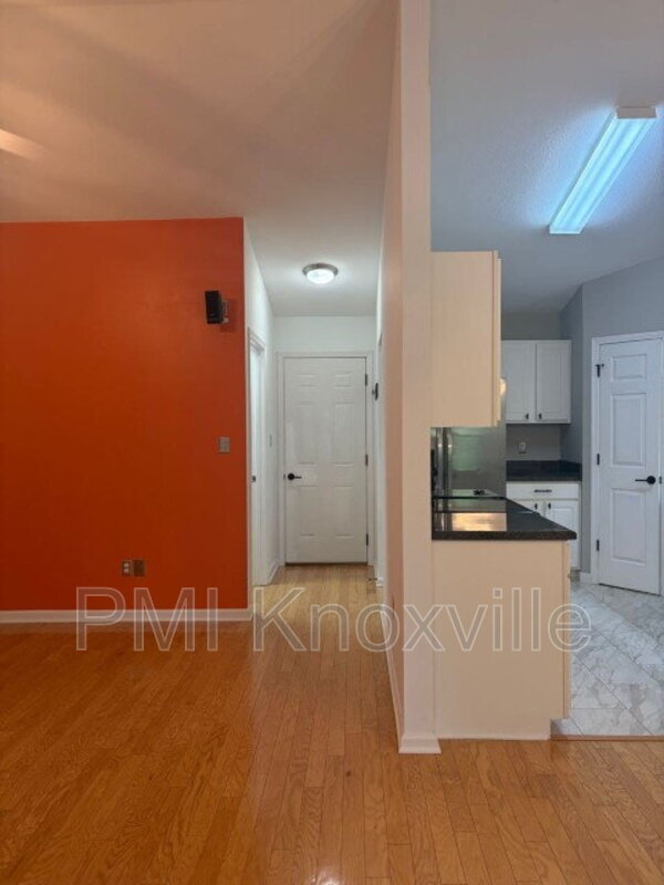 Building Photo - 10311 Boston Ln