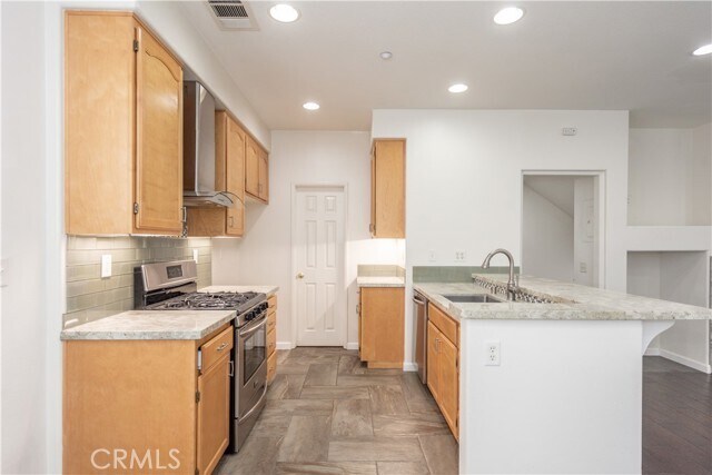 Building Photo - 748 Ashby Ln