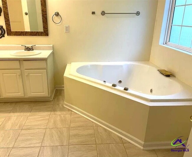 Building Photo - 112 Mallards Landing Dr