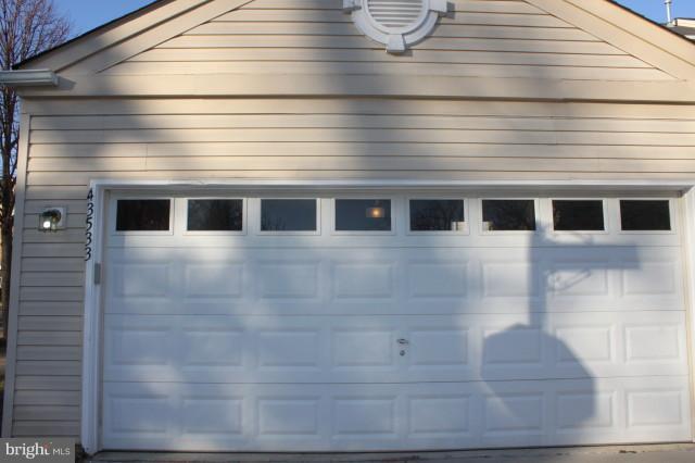 Building Photo - 43533 Mink Meadows St