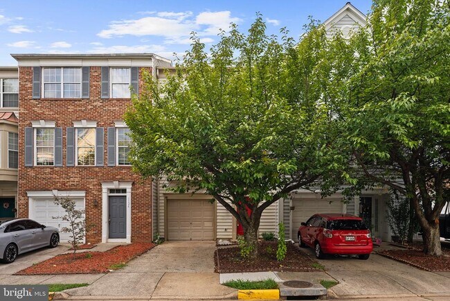 Building Photo - 1122 Cypress Tree Pl
