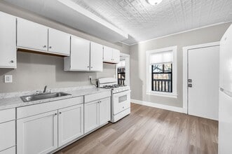 Building Photo - 92 Woodside Terrace