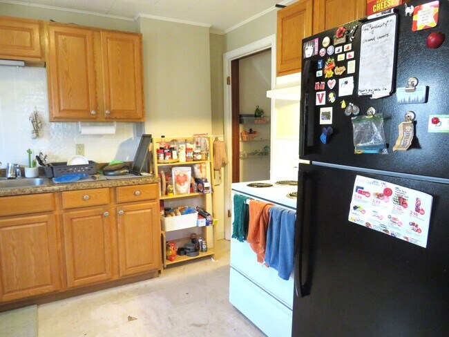 Building Photo - 620-622 Ripley Ave