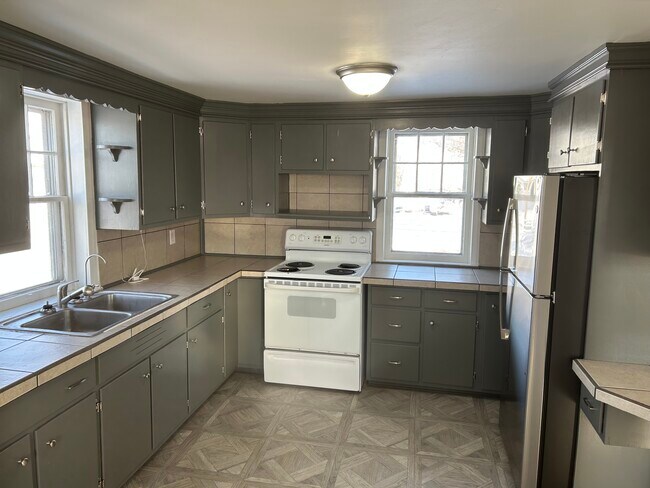 Building Photo - 1943 Smoketown School Rd