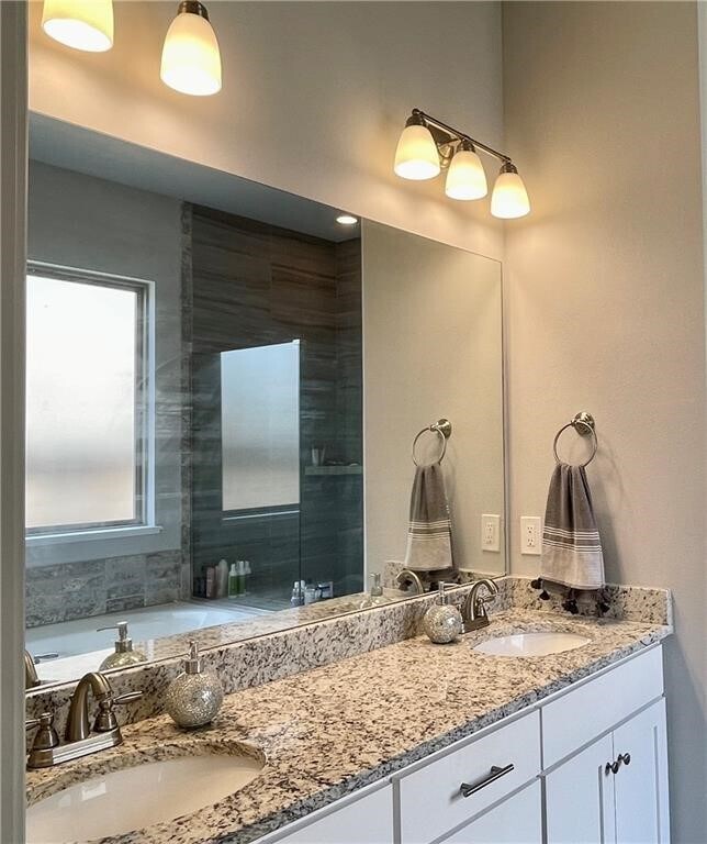 Building Photo - 4703 SW Lilly St