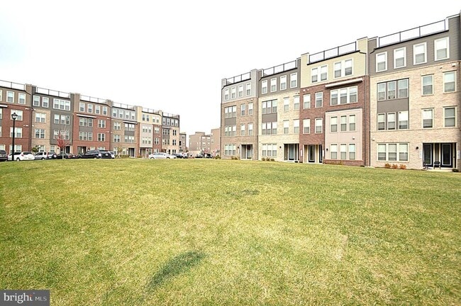 Building Photo - 21731 Dovekie Ter