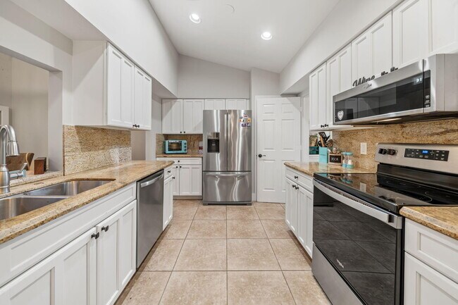 Primary Photo - 11837 Donlin Dr