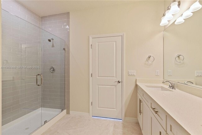 Building Photo - 1455 Silk Oak Dr