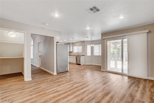 Building Photo - 446 Nettleton Cir