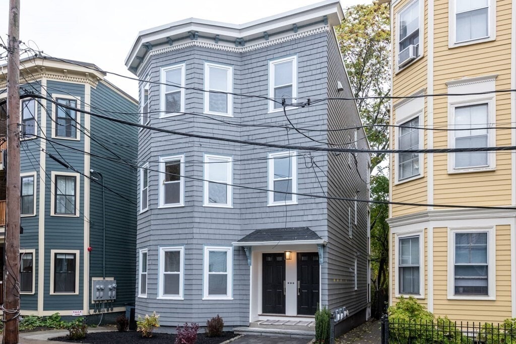 Building Photo - 23 Howard St