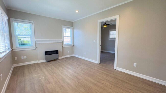 Building Photo - DL Georgia