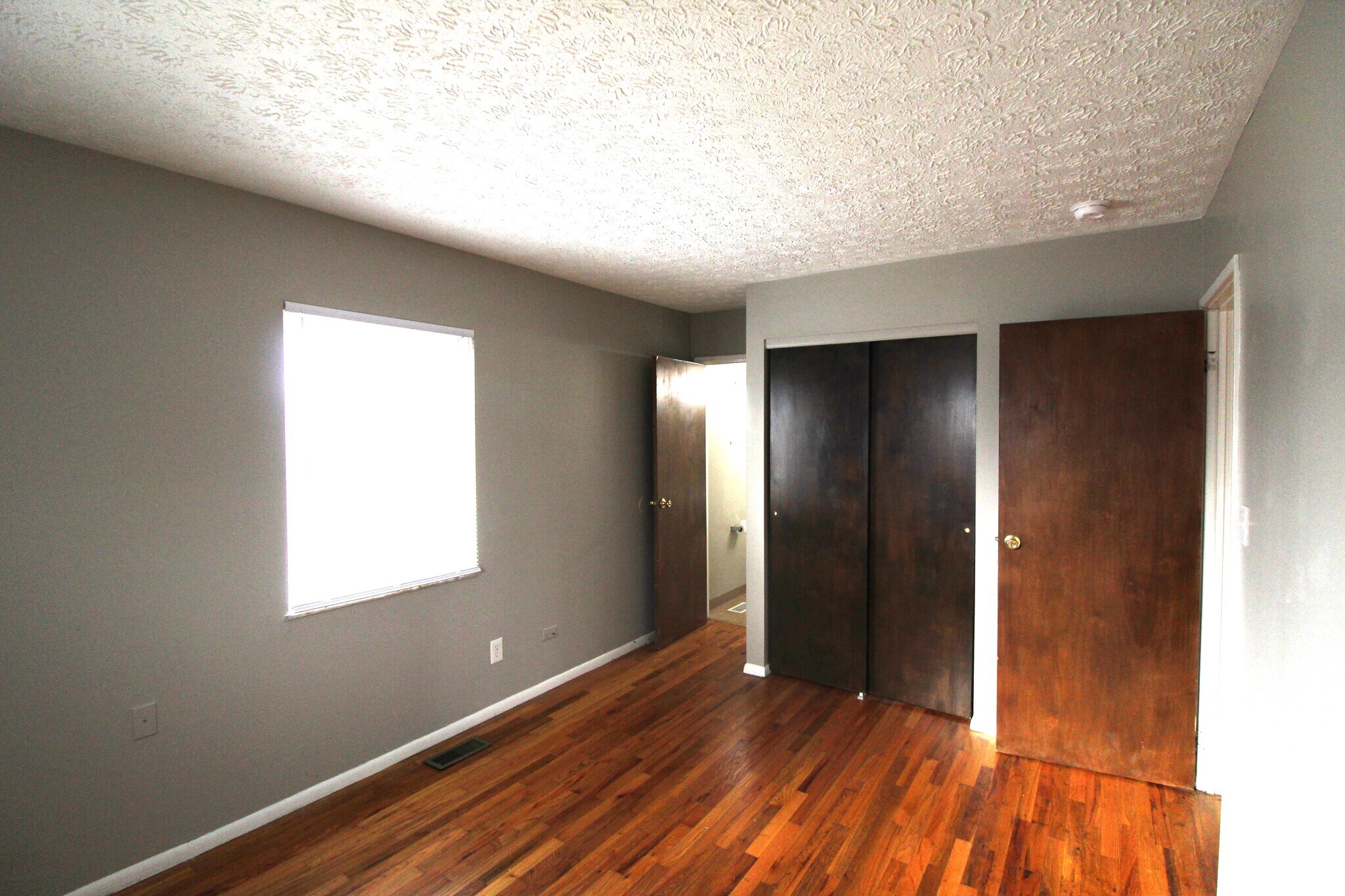 Building Photo - 2928 Landon Dr