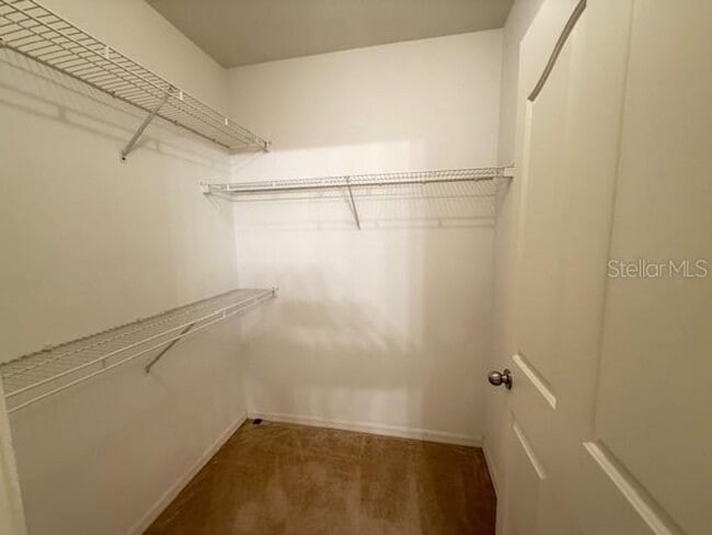 Building Photo - Siena one Bedroom condo with a Den
