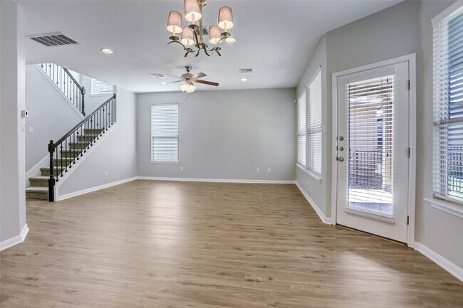 Building Photo - 12504 Ellen Ct