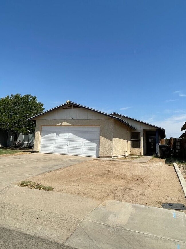 Building Photo - READY TO VIEW NOW! -Brand New Carpet & Pai...