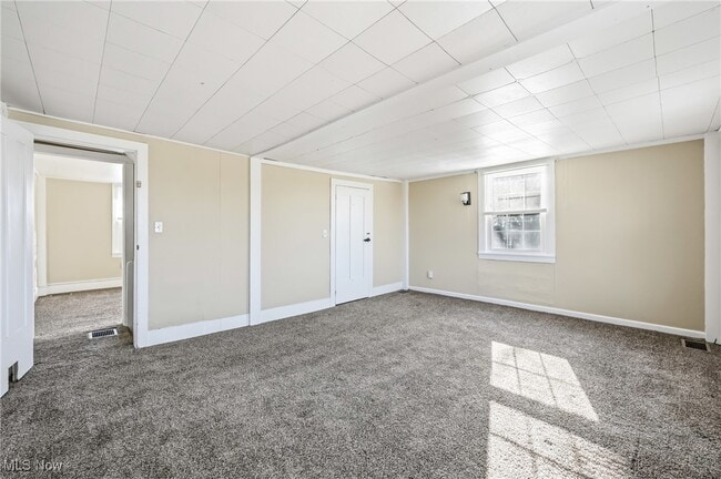 Building Photo - 12192 Leffingwell Rd