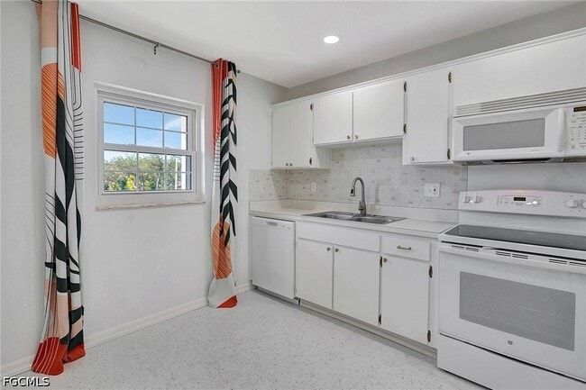 Building Photo - 6731 Panther Ln